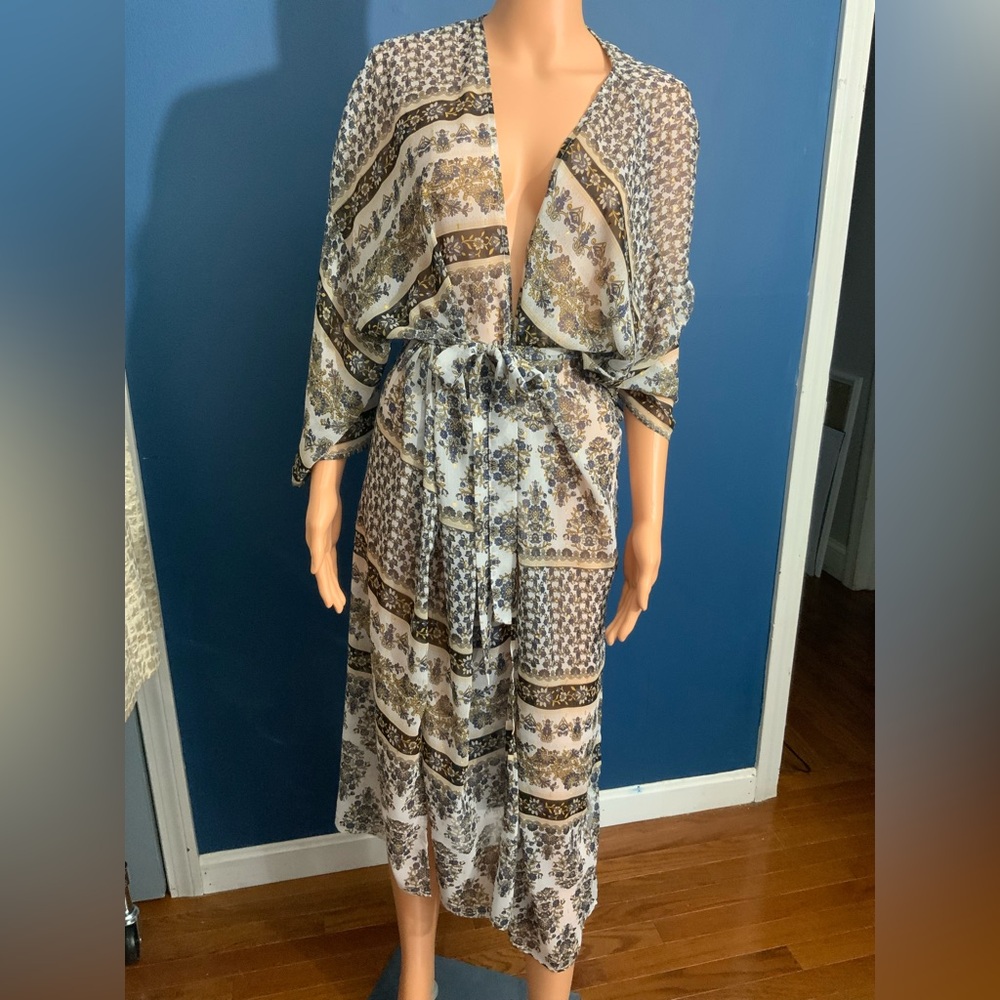 Express Multicolor Patterned Dress - Picture 2 of 6